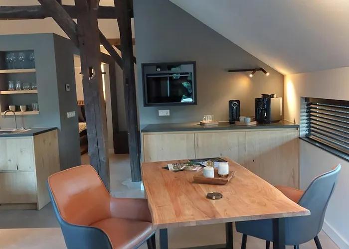 Vos Bed & Breakfast 3*